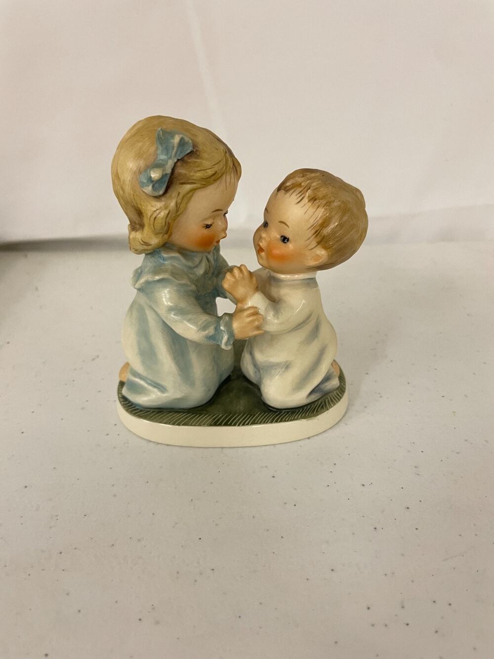 Goebel Charlot Byj The Way to Pray #BYJ 46 TMK-4 Kneeling Children Figurine VTG
